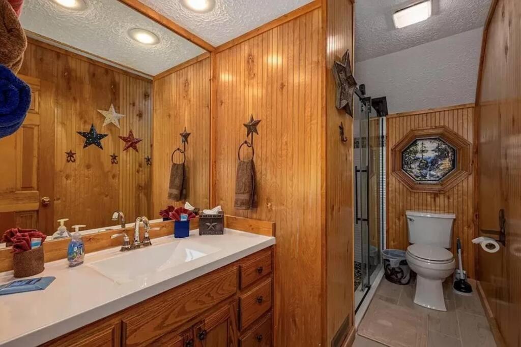Beary Peaceful Smokies Retreat: Hot-Tub & Pools Villa Pigeon Forge Bagian luar foto