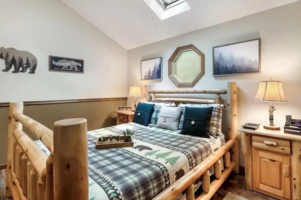 Beary Peaceful Smokies Retreat: Hot-Tub & Pools Villa Pigeon Forge Bagian luar foto