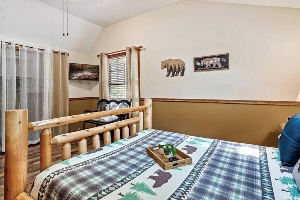 Beary Peaceful Smokies Retreat: Hot-Tub & Pools Villa Pigeon Forge Bagian luar foto